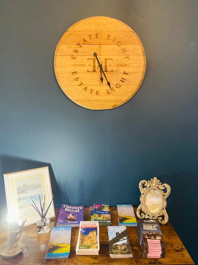 Stunning Quirky Home In アンブル エクステリア 写真